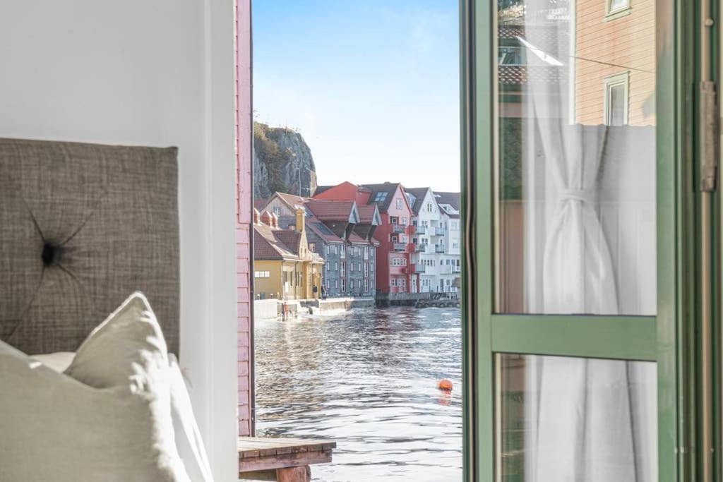 ברגן Ocean-View Haven: Take A Swim From Your Window! מראה חיצוני תמונה